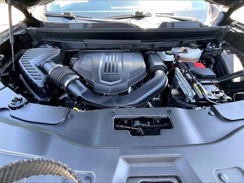 Used 2024 GMC Acadia Elevation AWD/4WD image 10