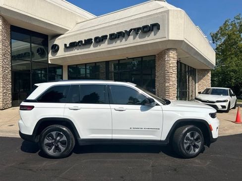 Used 2022 Jeep Grand Cherokee Limited 4xe AWD/4WD image 8