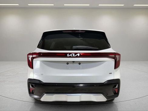 Used 2024 Kia Seltos S image 4