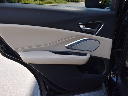 Used 2019 Acura RDX SH AWD w/Tech 4dr SUV w/Techno image 12