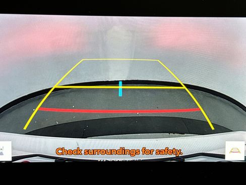 Used 2025 Toyota Camry LE FWD image 10