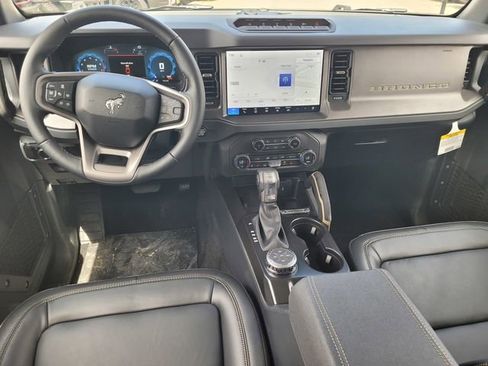 New 2026 Ford Bronco Badlands AWD/4WD image 7