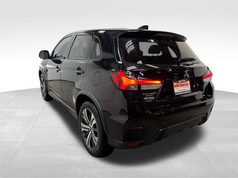 Used 2025 Mitsubishi Outlander Sport ES image 10