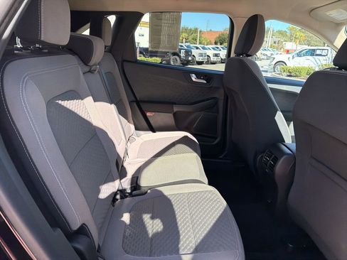 Used 2020 Ford Escape SE image 26