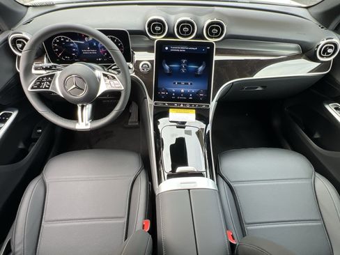 New 2026 Mercedes-Benz GLC 300 4MATIC image 21