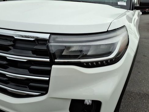 New 2026 Ford Explorer Active w/ Active Comfort Package AWD/4WD image 19
