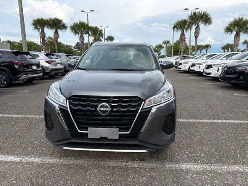 Used 2023 Nissan Kicks SV FWD image 5