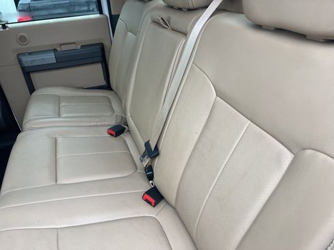 Used 2016 Ford F350 Lariat w/ Chrome Package image 10