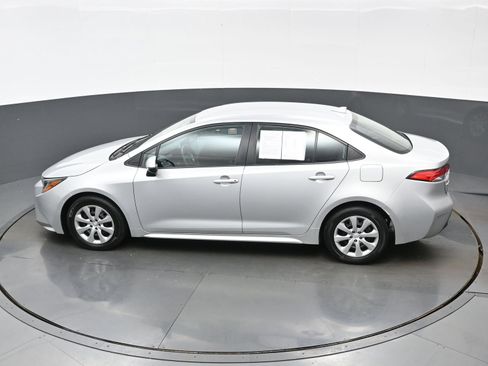 Used 2024 Toyota Corolla LE FWD image 35