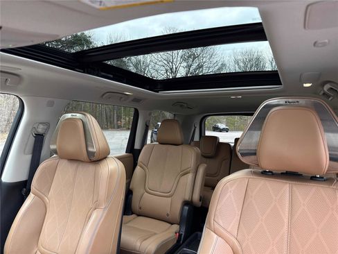 Certified 2025 INFINITI QX80 Sensory image 23