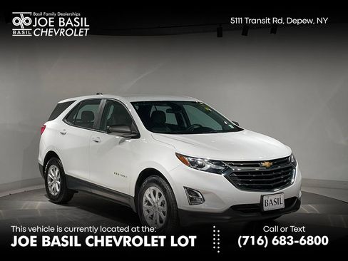 Used 2020 Chevrolet Equinox LS image 1