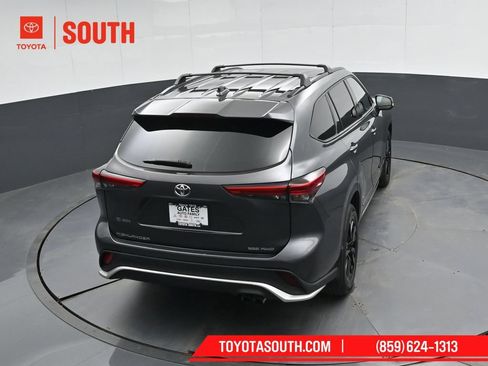 Used 2023 Toyota Highlander XSE AWD/4WD image 49