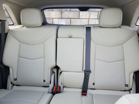 Certified 2023 Cadillac XT5 Premium Luxury w/ LPO, Floor Liner Package image 46