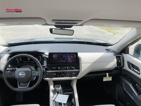 New 2026 Nissan Pathfinder SL FWD image 24