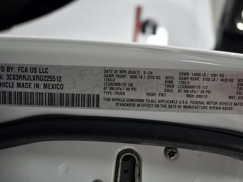 Used 2024 RAM 3500 Laramie w/ Night Edition image 17