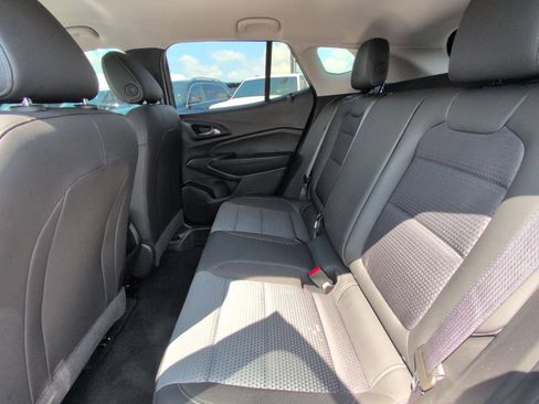Used 2024 Chevrolet Trax LT w/ Driver Confidence Package FWD image 27