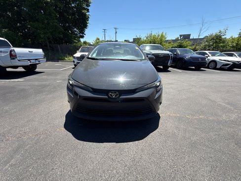 Used 2026 Toyota Corolla LE FWD image 4