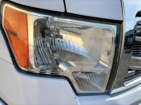 Used 2013 Ford F150 XLT w/ XLT Chrome Pkg image 28