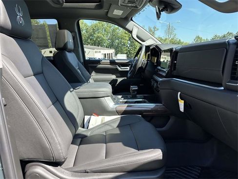 New 2025 Chevrolet Silverado 1500 LT Trail Boss w/ Convenience Package II image 24