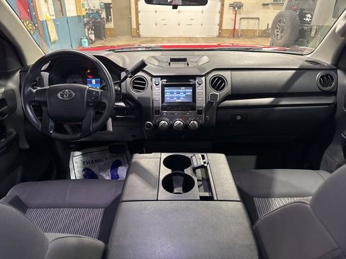 Used 2017 Toyota Tundra SR5 image 28