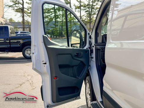 Used 2024 Ford Transit 250 Low Roof w/ Exterior Upgrade Package image 23