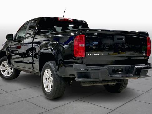 Used 2022 Chevrolet Colorado LT w/ Fleet Safety Package image 11