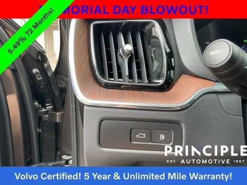 Certified 2024 Volvo XC60 T8 Plus w/ Protection Package Premier AWD/4WD image 26