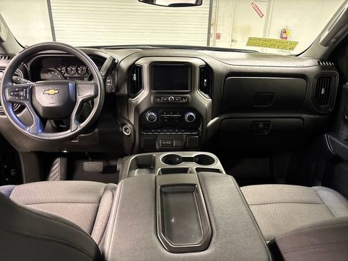 Used 2025 Chevrolet Silverado 1500 Custom w/ Turbomax Blackout Package image 28
