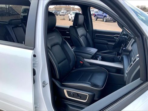 Used 2024 RAM 1500 Laramie image 9