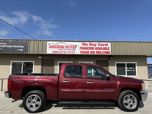 Used 2013 Chevrolet Silverado 1500 LT RWD image 2