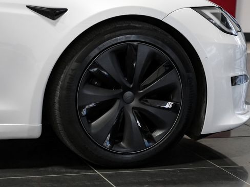 Used 2023 Tesla Model S image 51