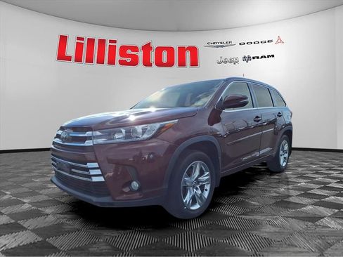 Used 2018 Toyota Highlander Limited image 5