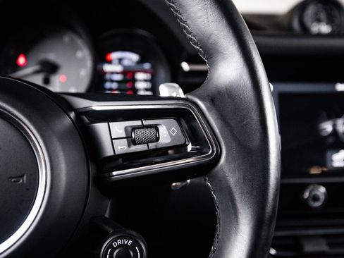 Certified 2023 Porsche Macan S AWD/4WD image 16
