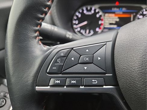 Used 2023 Nissan Sentra SR w/ Trunk Package image 19