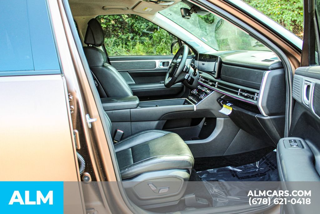 Used 2024 Hyundai Santa Fe Limited FWD image 18