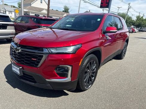 Used 2023 Chevrolet Traverse RS AWD/4WD image 6