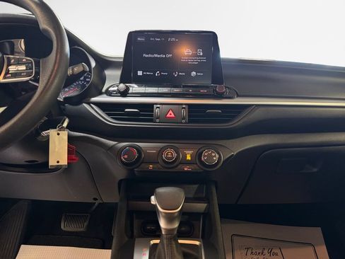 Certified 2024 Kia Forte LXS w/ LXS Technology Package FWD image 22