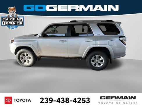 Used 2020 Toyota 4Runner SR5 Premium w/ Moonroof Package AWD/4WD image 2