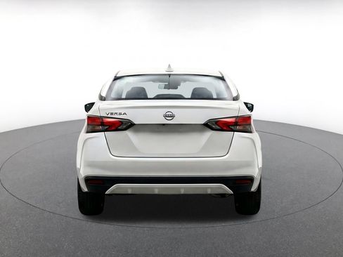 Used 2025 Nissan Versa SV FWD image 7