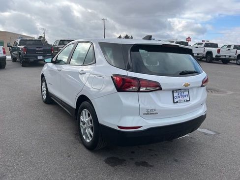 Used 2024 Chevrolet Equinox LS AWD/4WD image 11