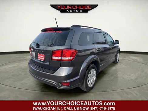 Used 2018 Dodge Journey SXT image 5