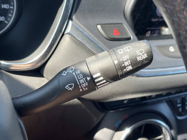 Used 2019 Chevrolet Blazer LT FWD image 43