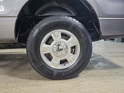 Used 2014 Ford F150 XLT image 35