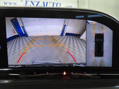 Used 2023 Cadillac Escalade ESV Sport image 17