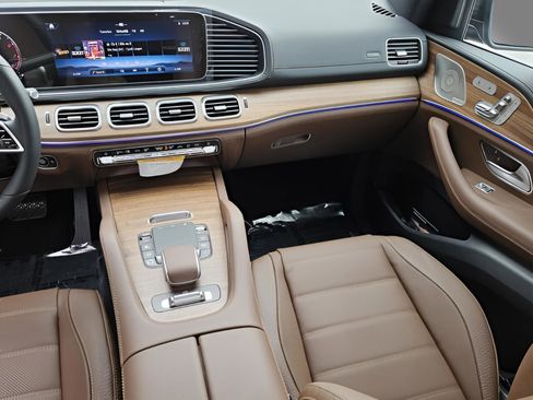 New 2026 Mercedes-Benz GLS 450 GLS 450 image 14