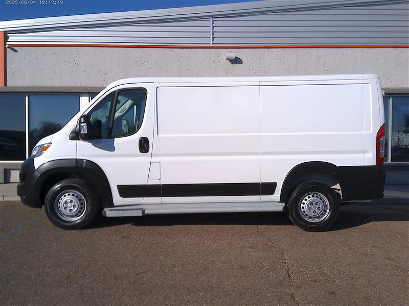 Used 2025 RAM ProMaster 2500 w/ U-Haul Equipment Group FWD image 2