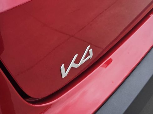 Certified 2025 Kia K4 LXS image 16