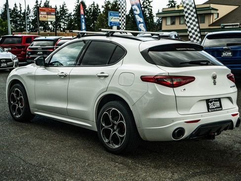 Used 2022 Alfa Romeo Stelvio Veloce AWD/4WD image 13