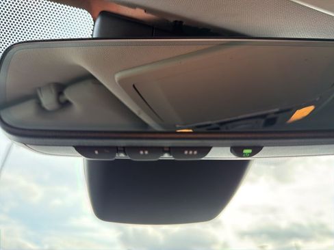 Used 2020 Toyota Highlander Limited image 54