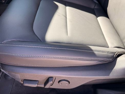 New 2025 Kia EV6 Wind image 13